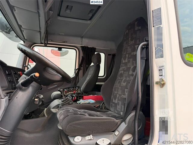 Kranbil Mercedes-Benz Atego 1225 4x4, 6-seater with 10 t/m Hiab crane