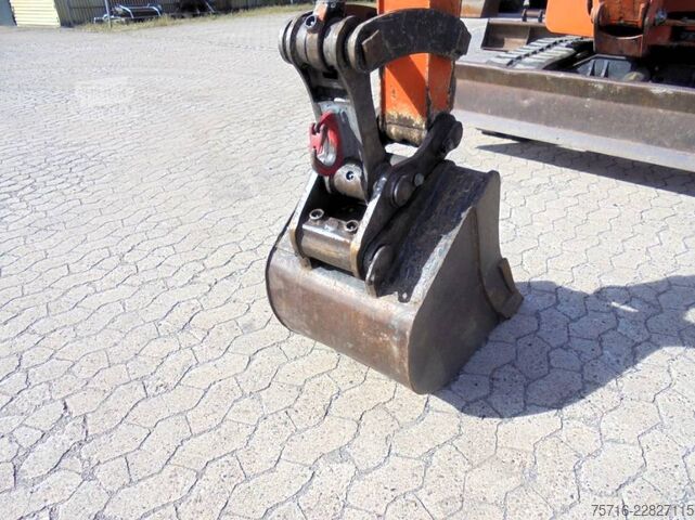 Mini-escavadora Schaeff HR 18
