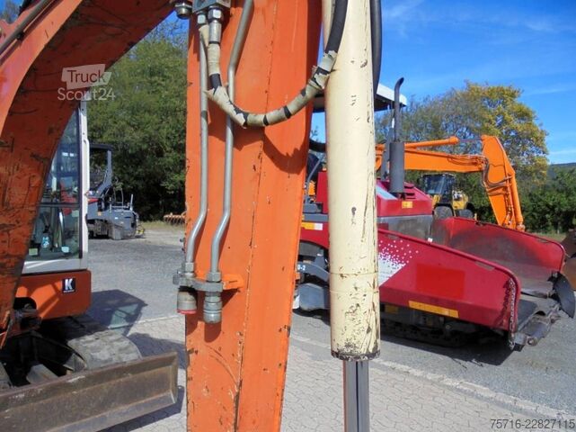 Mini-escavadora Schaeff HR 18