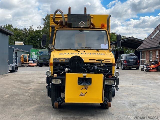 Caminhão para fins especiais UNIMOG 427/21 Schienenreiniger