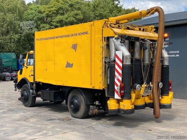 Caminhão para fins especiais UNIMOG 427/21 Schienenreiniger