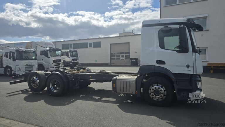 LKW-Fahrgestell Mercedes Benz 2546 Actros 6x2