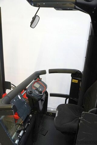 أداة اختيار الطلبات عالية المستوى Linde K-Schwenkschubgabel 011