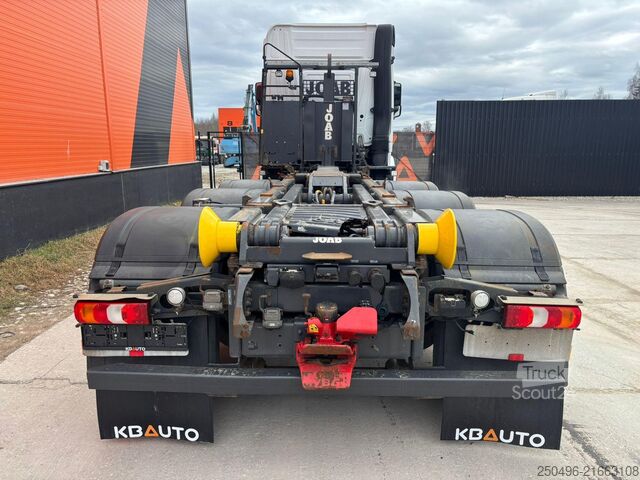 Система крюкових кронштейнів Mercedes-Benz Arocs 3251 8x4*4 JOAB L 24 ton / L=5750 mm