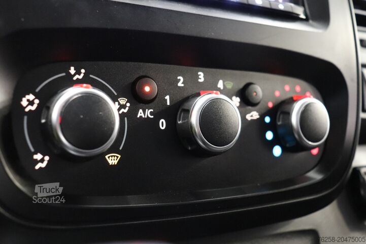 Skåpbil Renault Trafic 2.0 dCi 145PK Automaat EURO 6 - Airco - ...