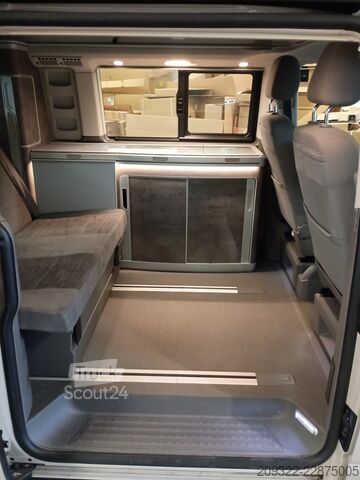 Autorulotă Volkswagen California Ocean 2022 | Automatico | Tetto a soffietto