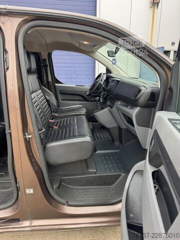 Toyota **PROACE-EURO6D-9SEATS** Toyota **PROACE-EURO6D-9SEATS**