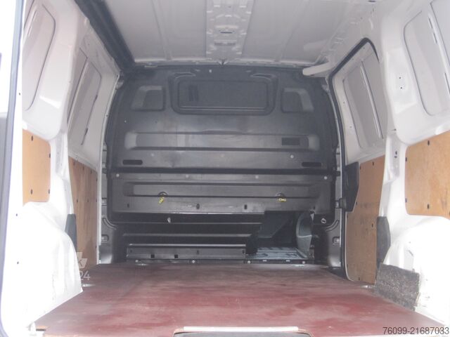 Wagon à caisse longue Citroen Jumpy2.0 HDI  Profi M 3-Sitzer Klima AHK