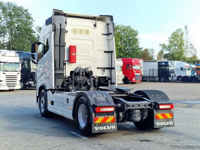 Standard-SZM Volvo FH 16.750 Globetrotter 4x2 - Retarder - I parkc...