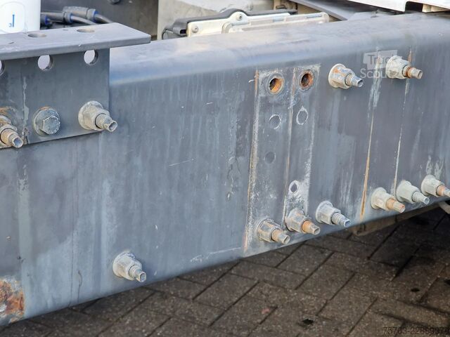 Standard-SZM Volvo FH 16.750 Globetrotter 4x2 - Retarder - I parkc...