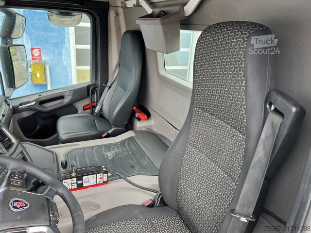 Abrollkipper SCANIA P 450