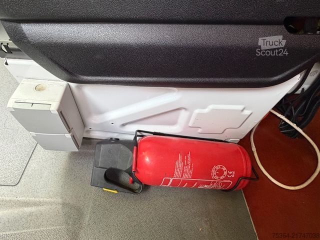 Minibús MERCEDES-BENZ Sprinter 316 Cdi BlueTEC Lang L2H1 Klima Ahk Pdc