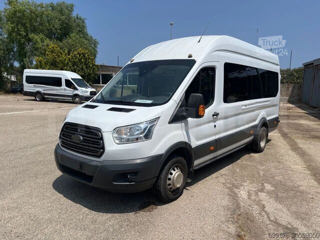 Transport de personnes Ford Transit