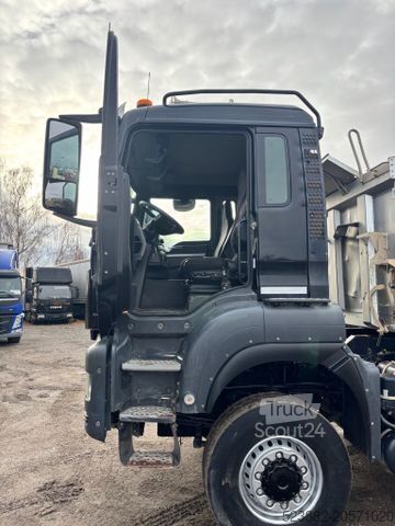 Camión volquete trilateral MAN TGS35.460 8x6*Meiller*AHK*Kamera*5x vorhanden