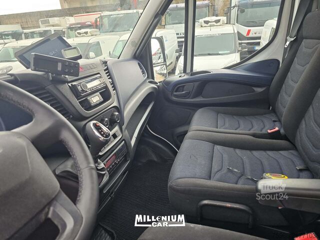 Hűtős teherautó Iveco DAILY 60-18 EURO 6 CELLA 4,40 SPONDA FRC