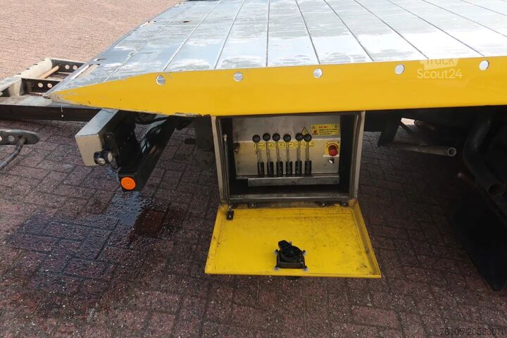 Bergingsvoertuig Mercedes-Benz Atego 1221 L Takelwagen 6 persoons