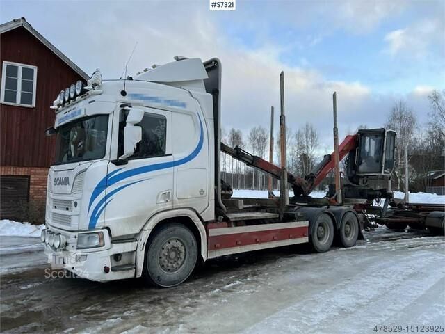 Scania R650 Timber truck with wagon and crane