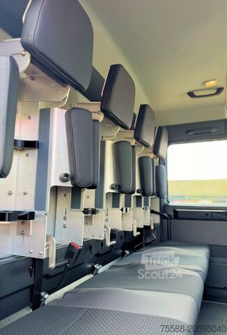 Camión cisterna de bomberos con tracción total (TLF) MAN TGM 13.290 TLF 3000 Allrad 4000 l Wasser