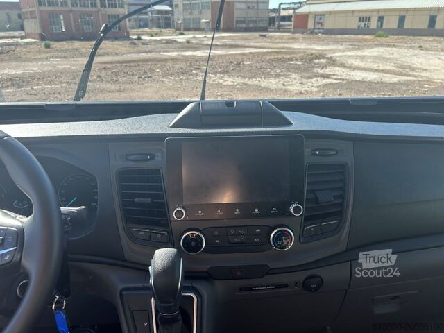 Félig integrált lakóautó Etrusco T 6.9 SF (2023) – Ford Schaltgetriebe | Diesel | Teilintegriert