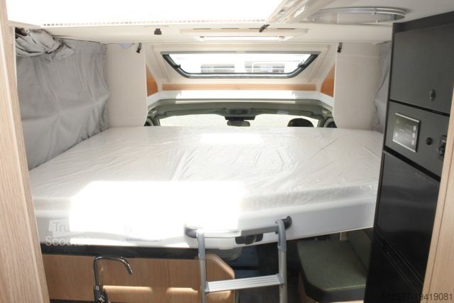 Daļēji integrēta kemperis SUNLIGHT T XX 68 180PS Maxi, 5 Sitze