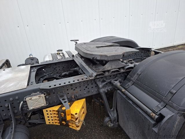 Standardni tegljač MERCEDES-BENZ 1840 LS Actros 4x2 ClassicSpaceKlima