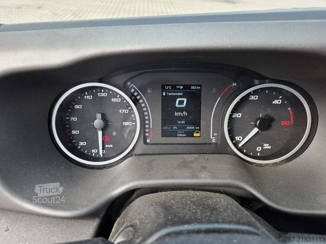 Høy tak varebil IVECO 35-180 Maxi lang & hoch, SAHK, Klima, Kamera