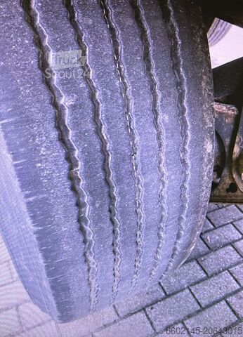 Plattformtrailer Kögel 