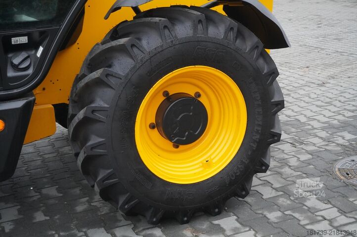 Telekrautuvas JCB 535-95 / 3.5 T / range 9.5 m / joystick