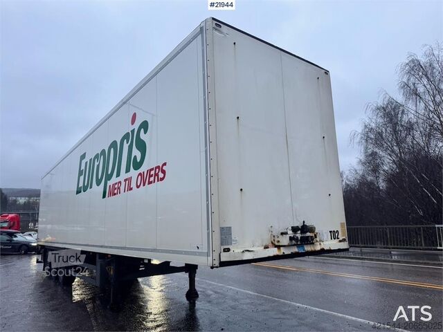 Schmitz Cabinet semi w/ Lifting element. Schmitz Cabinet semi w/ Lifting element.