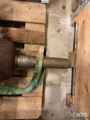 Mașină de construcții CAT Pigghammer