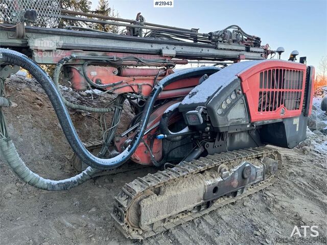 Maskin för jordborrning Sandvik Dino DC400RI drilling rig. Overhauled engine and h