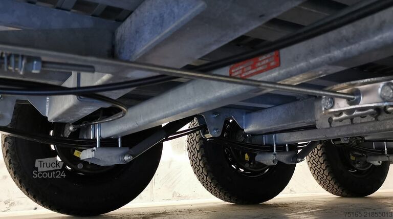 ناقلات الماكينات ومقطورات الحفارات HAPERT Indigo LF-3 ALB Maschinentransporter