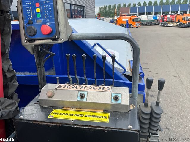  Volvo FMX 460 6x6 Euro 6 HMF 16 Tonmeter Z-kraan