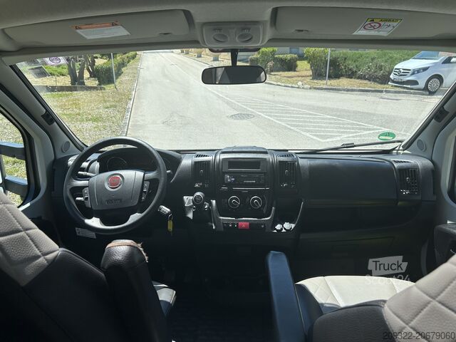 Caravana/autocaravana Fiat Ducato Carasuite 650 MF | 5 Posti Letto | Semintegrato