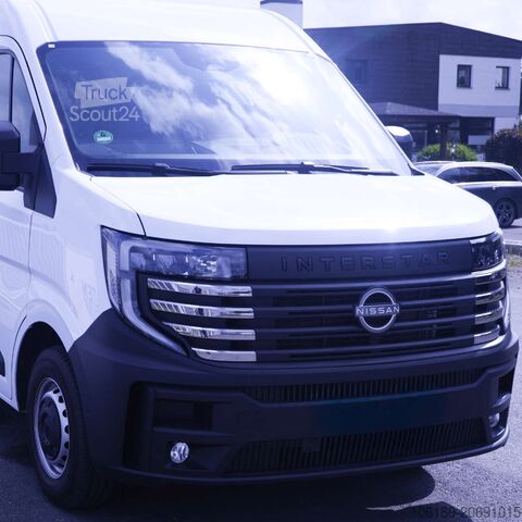 Refrigerated box truck with novotruck cooling unit Nissan Interstar 3,5t 150PS Kühltransporter