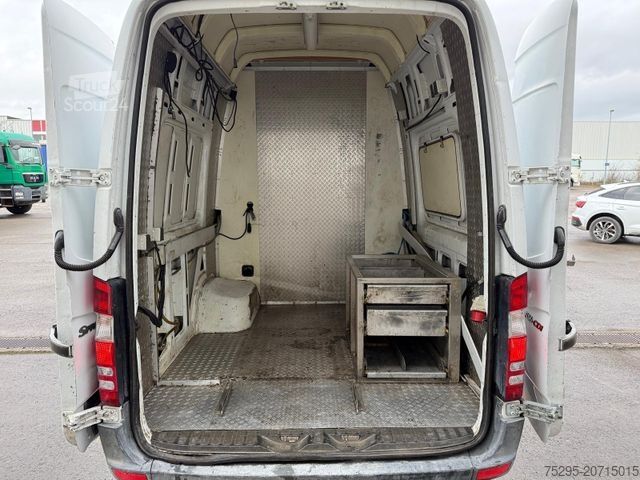 Ван с висока покривка MERCEDES-BENZ Sprinter 516 Super Maxi Automatik AHK StHz TÜV26