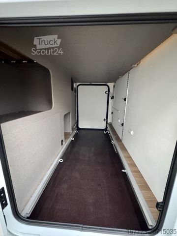 Ημιενσωματωμένο αυτοκινούμενο τροχόσπιτο ETRUSCO V6.6 SF "Complete Selection"