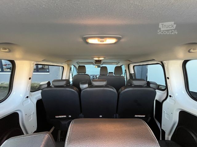Kleinbus FORD TRANSIT CUSTOM 9 SITZER TEMP. XENON LED 1.HAND