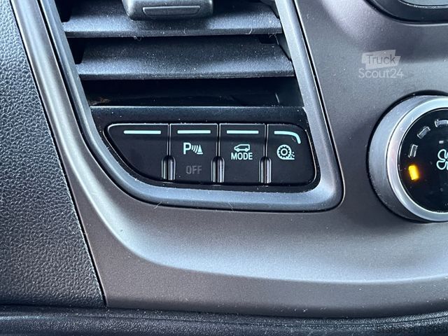 Kleinbus FORD TRANSIT CUSTOM 9 SITZER TEMP. XENON LED 1.HAND