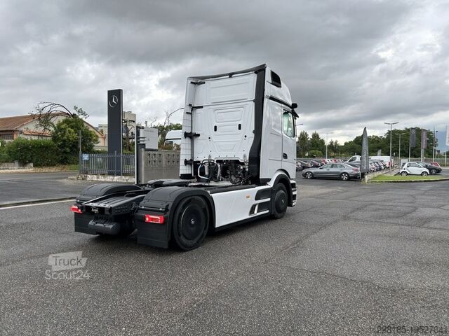 Trattore stradale MERCEDES - VEICOLI New Actros L ProCabin 1848 LS