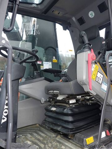 Pelle sur roues Volvo EW 180 E