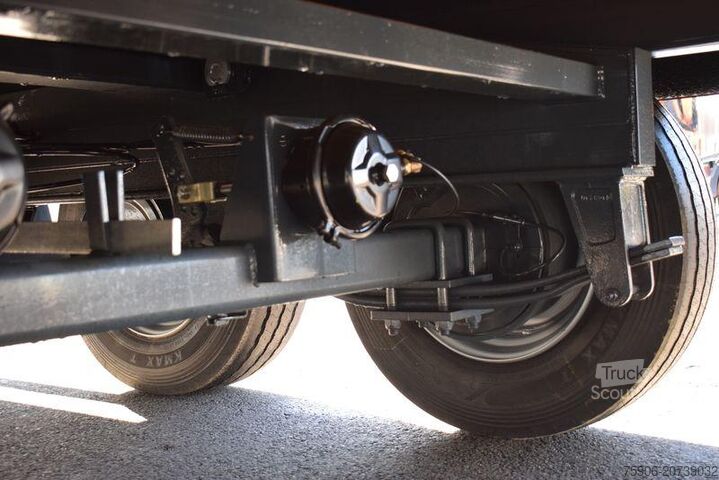 Przyczepa do przewozu samochodów Gourdon PEB 111