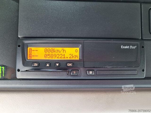 Tractor estándar DAF XF460