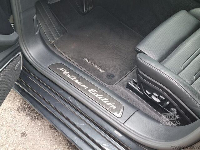 Weitere Nutzfahrzeuge Porsche Panamera