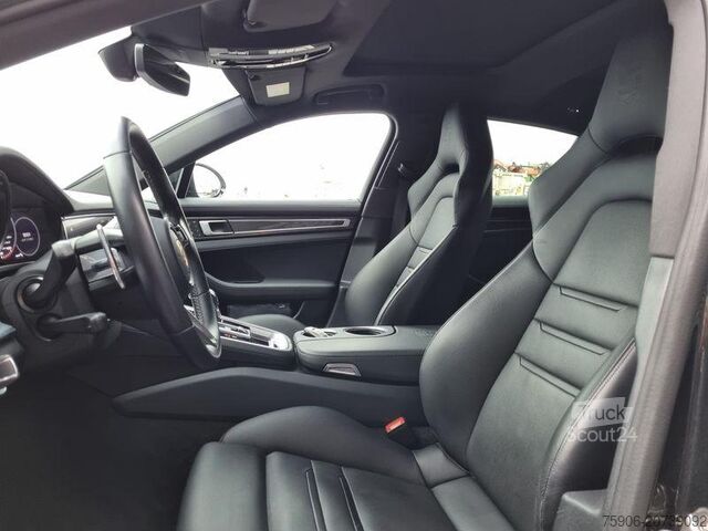 Weitere Nutzfahrzeuge Porsche Panamera