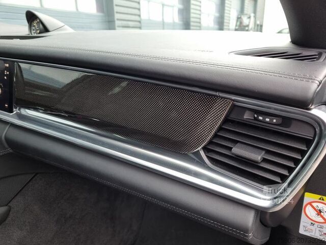 Weitere Nutzfahrzeuge Porsche Panamera