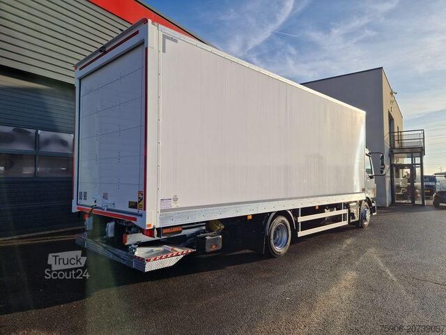 φορτηγό με κιβώτιο Renault D-Series