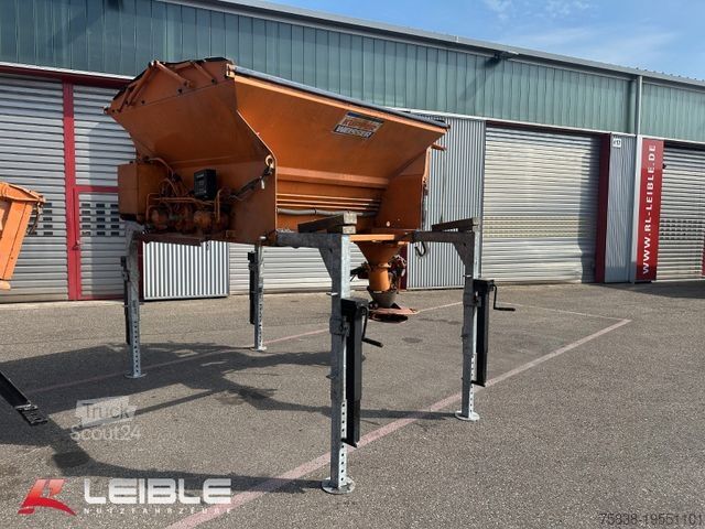 Landmaschine UNIMOG 427/10 - U 1200*Kipper*2xZapfwelle*