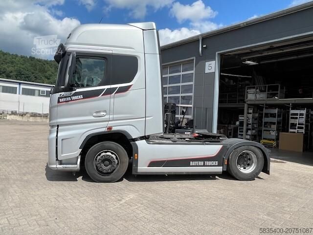 Стандартен влекач Ford Ford F-MAX Silverliner-Edition- leichter Unfall