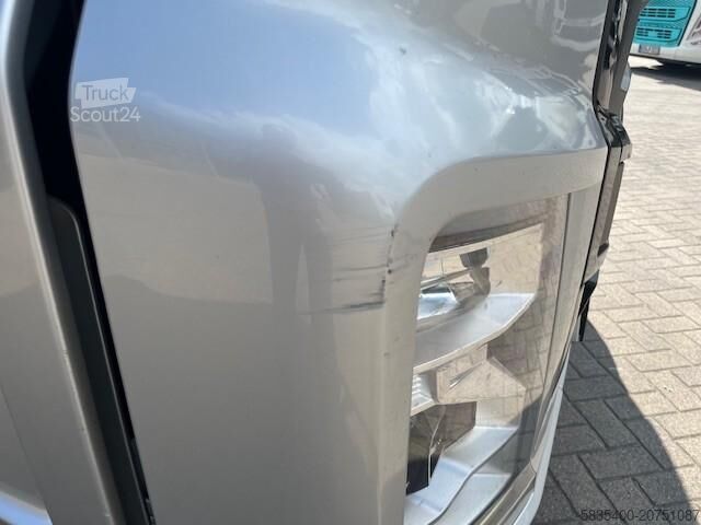 Стандартен влекач Ford Ford F-MAX Silverliner-Edition- leichter Unfall